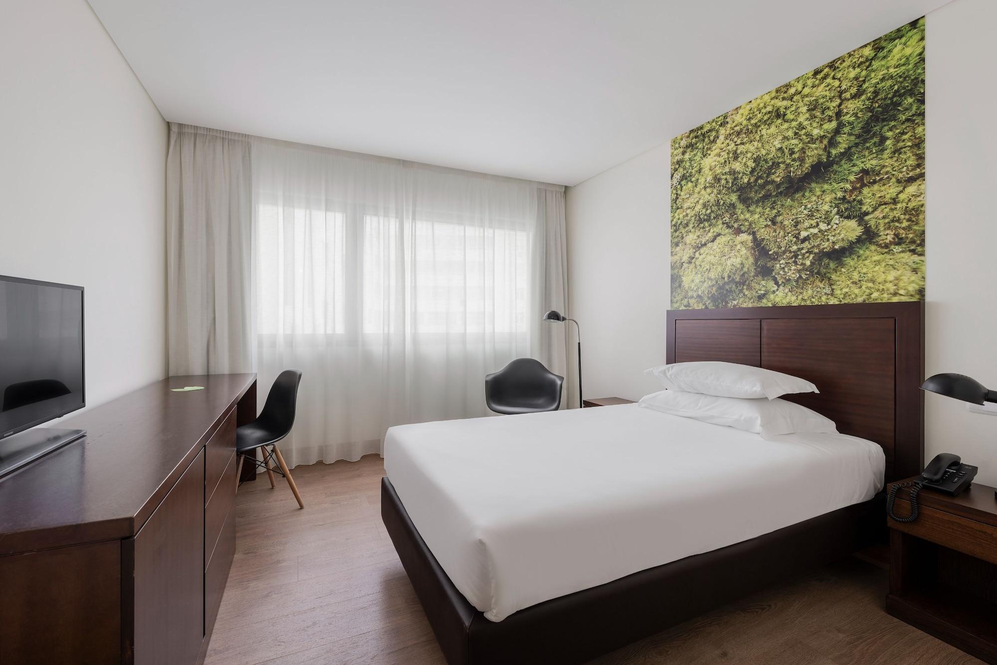 Neat Hotel Avenida Ponta Delgada Extérieur photo